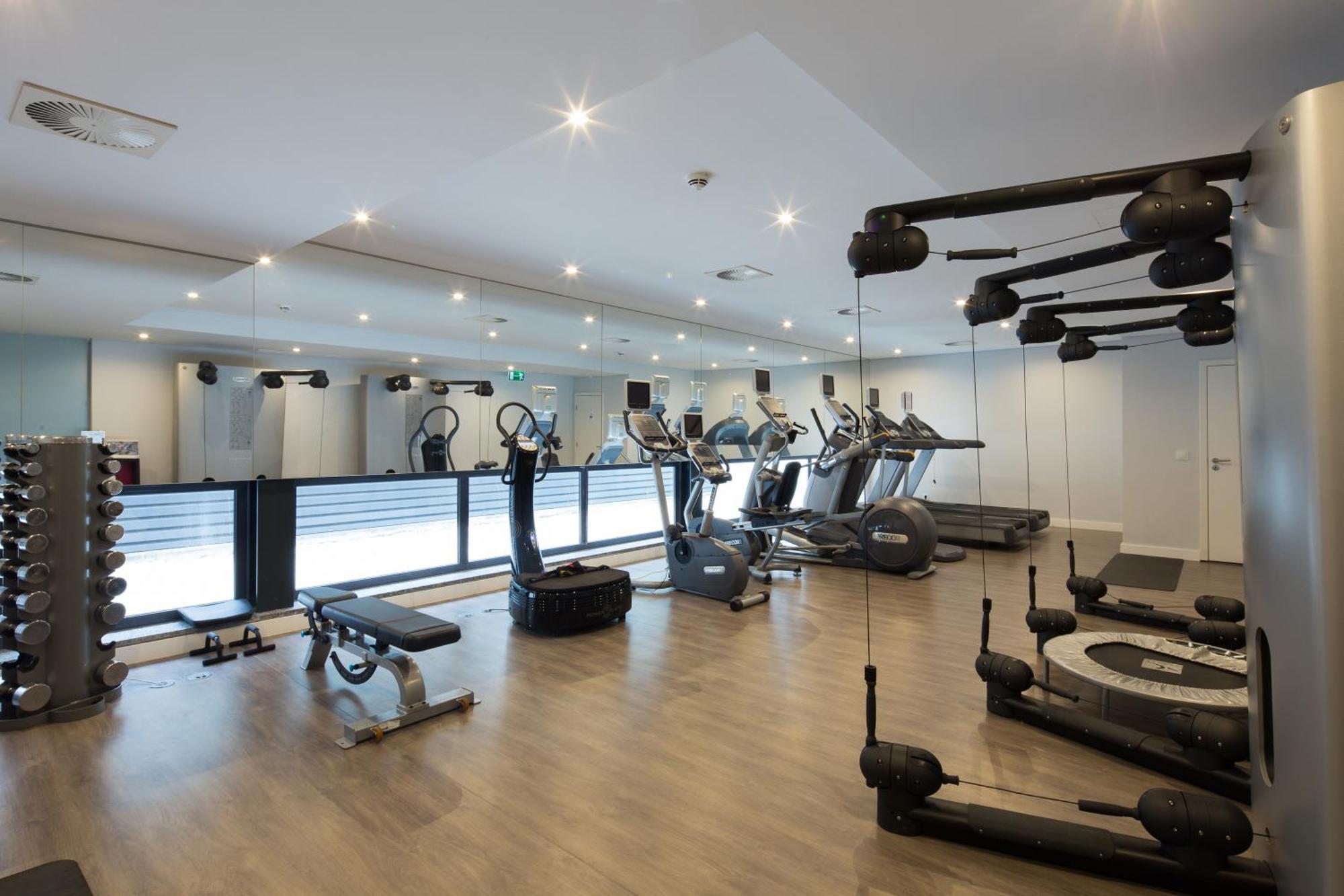 Monchique Resort & Spa Bagian luar foto The gym at the hotel